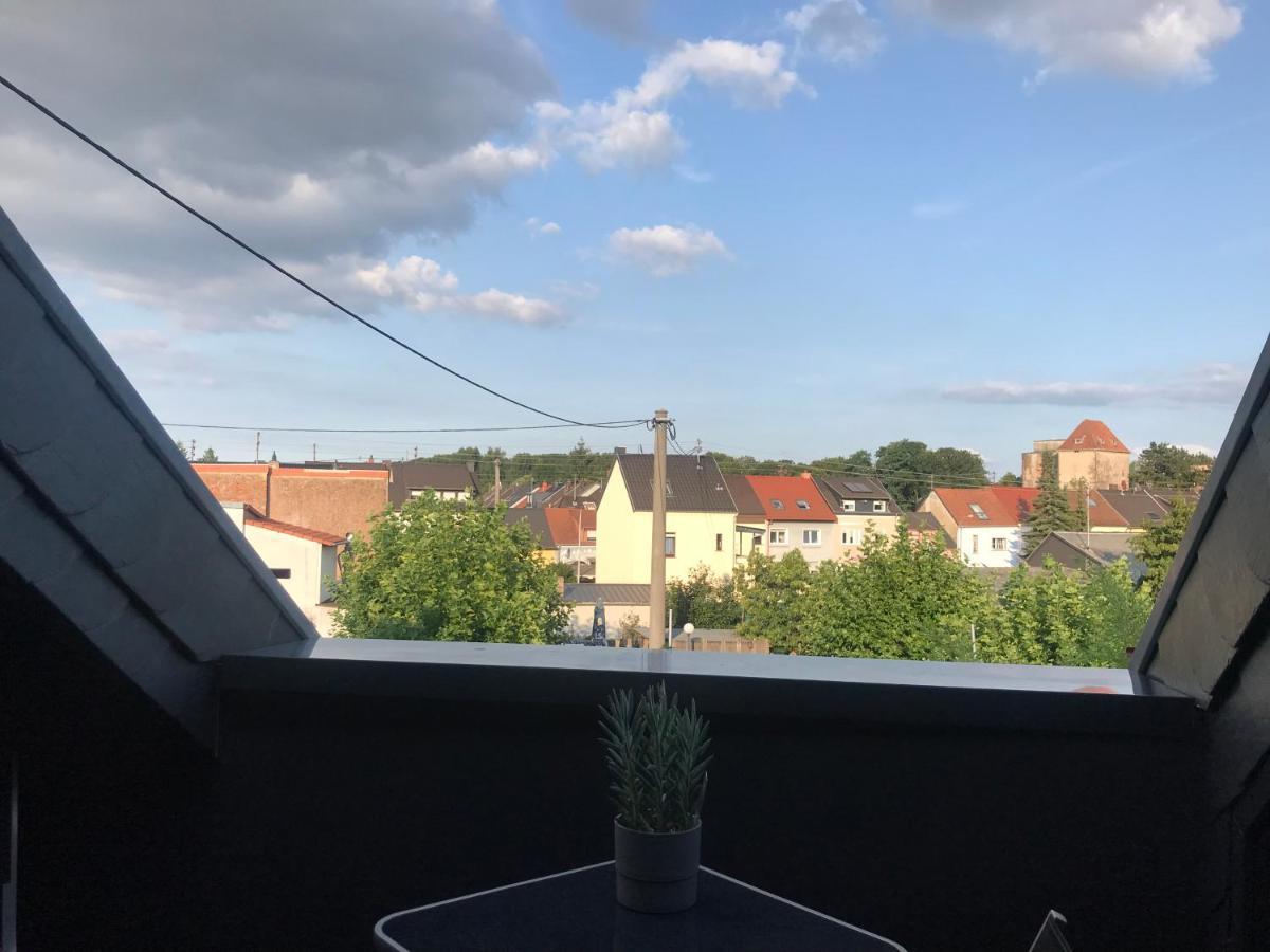 Apartment Mit Dachloggia Саарлуис Экстерьер фото